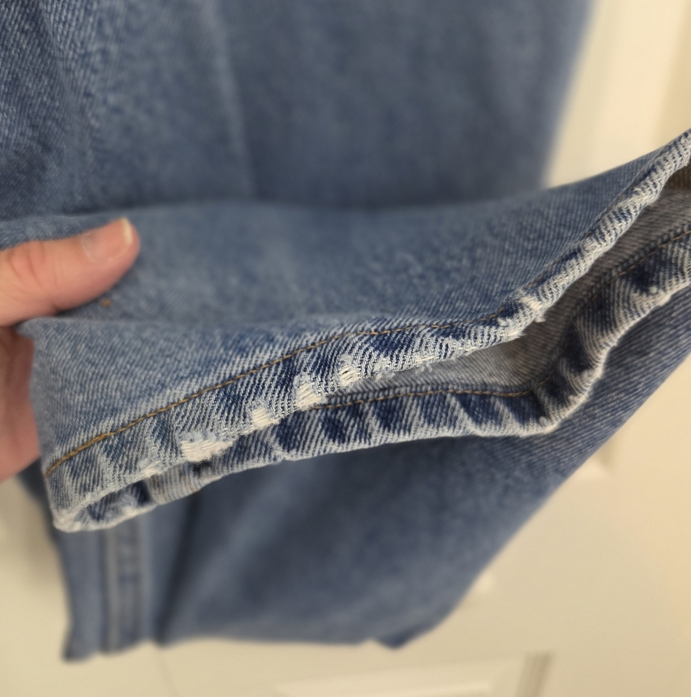 Mens Wrangler Relaxed Fit Straight Leg Jeans - Picture 8 of 11